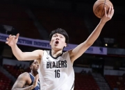 乐动体育官方入口-杨瀚森背靠背体能软肋暴露三个扣篮提供进攻新思路？的简单介绍