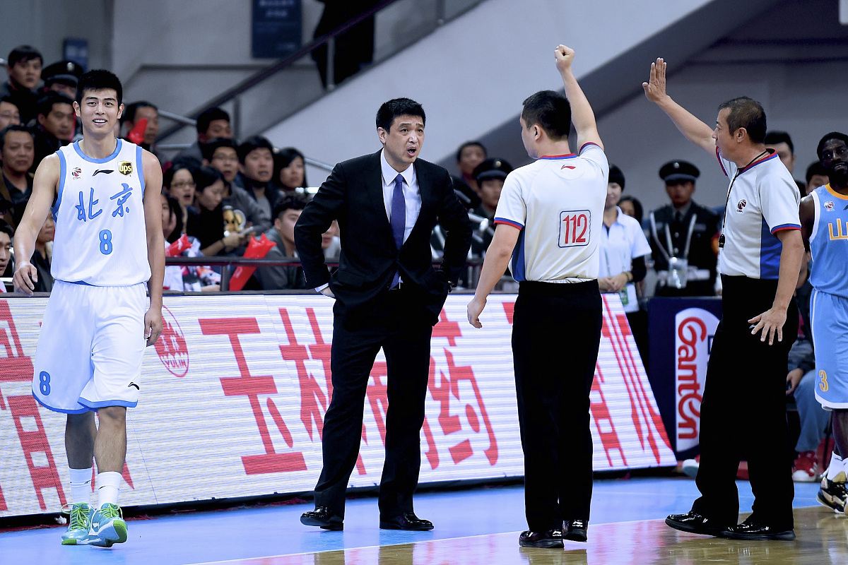 关于北控官宣：接受闵鹿蕾辞职致以崇高敬意聘请张庆鹏出任主教练的信息