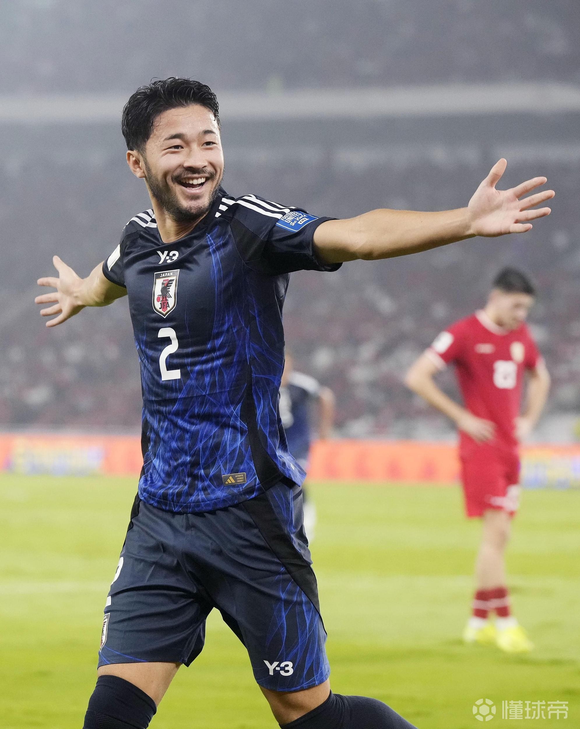日本球员在亚冠联赛中踢出高水平比赛
