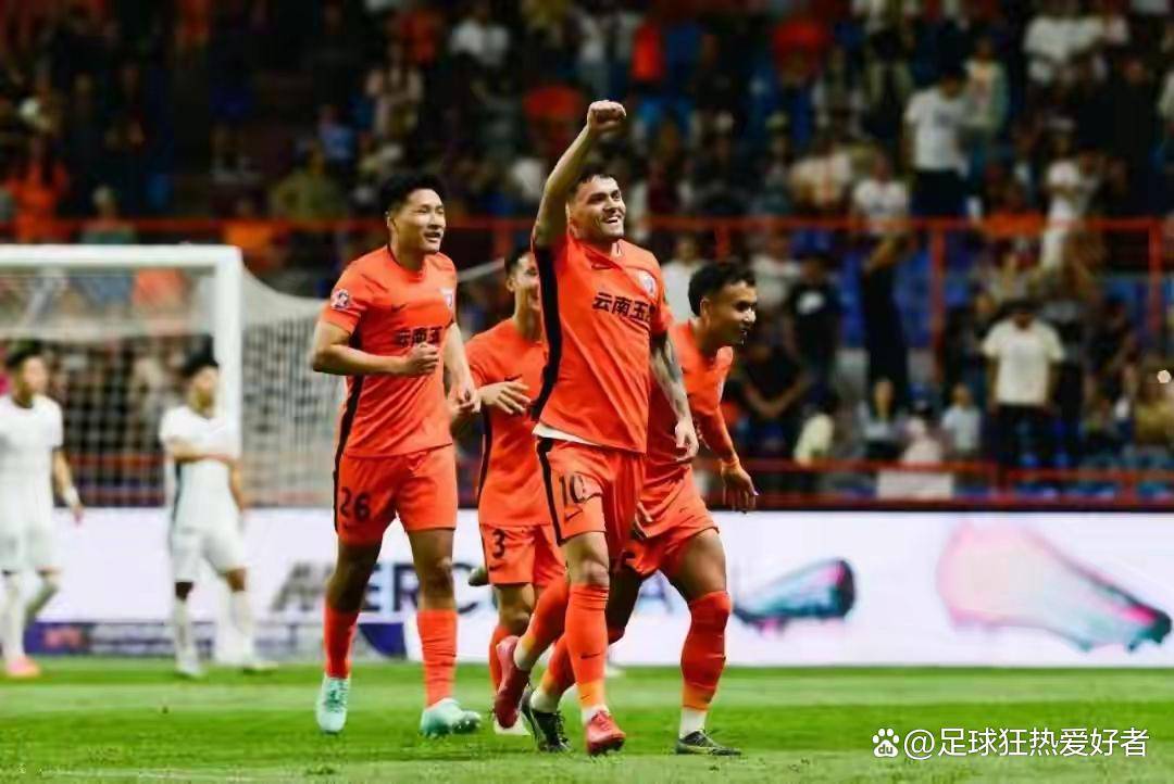 中超-何超乌龙送礼恩里克中点玉昆2-1逆转河南的简单介绍